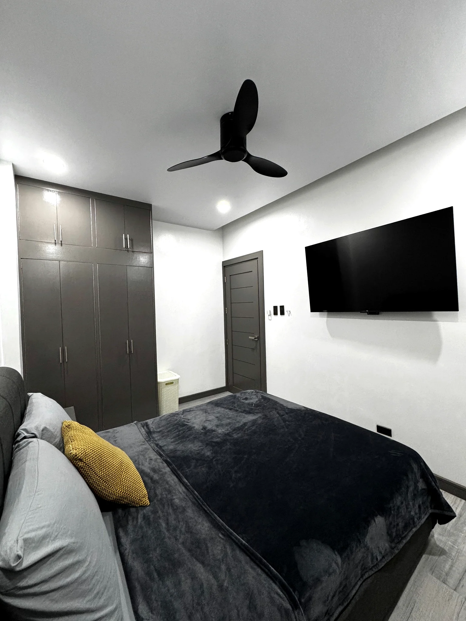 One-bedroom suite bedroom