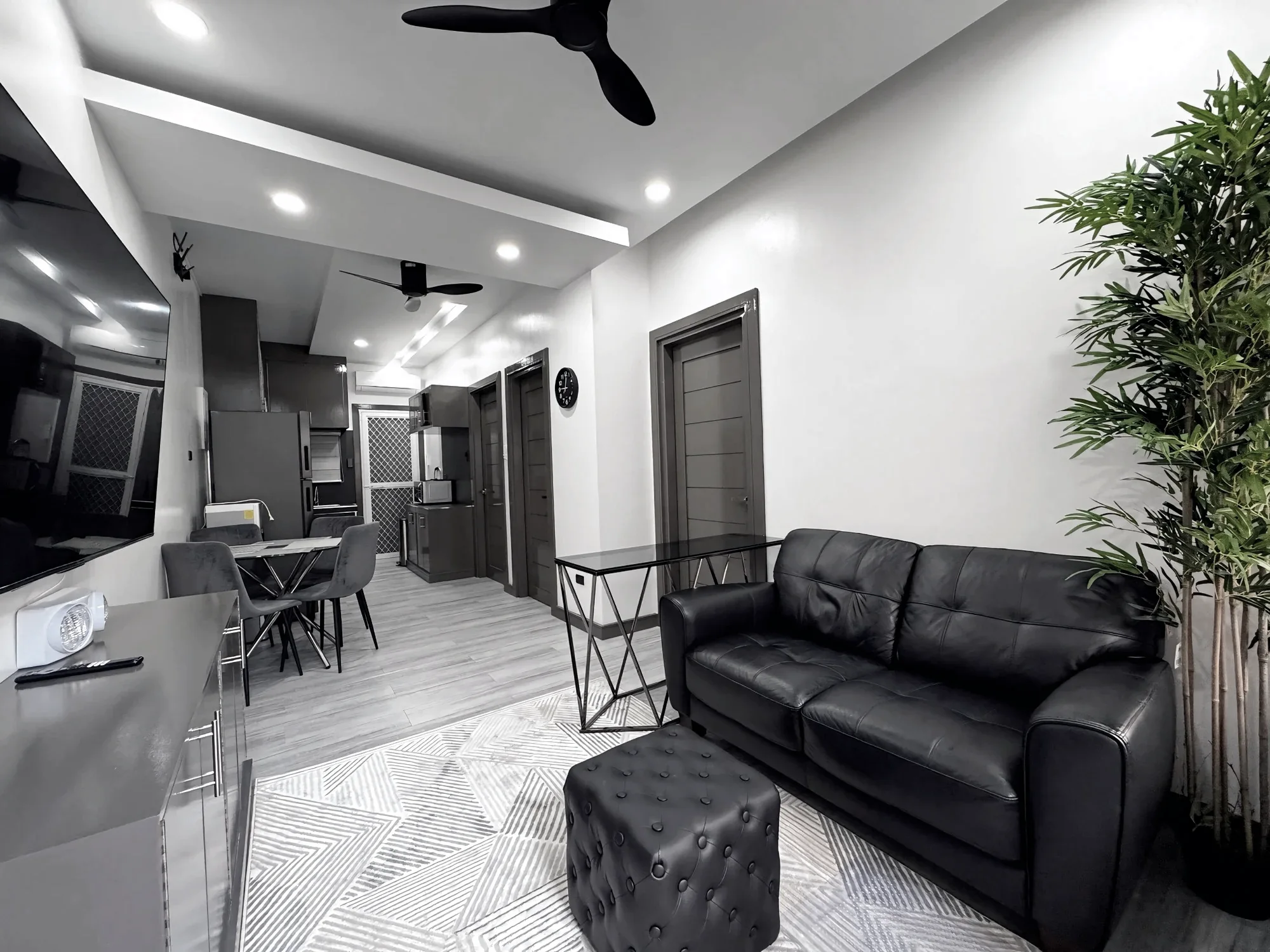 Two-bedroom living room