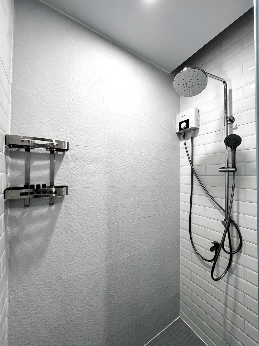 Two-bedroom apartment — rain shower